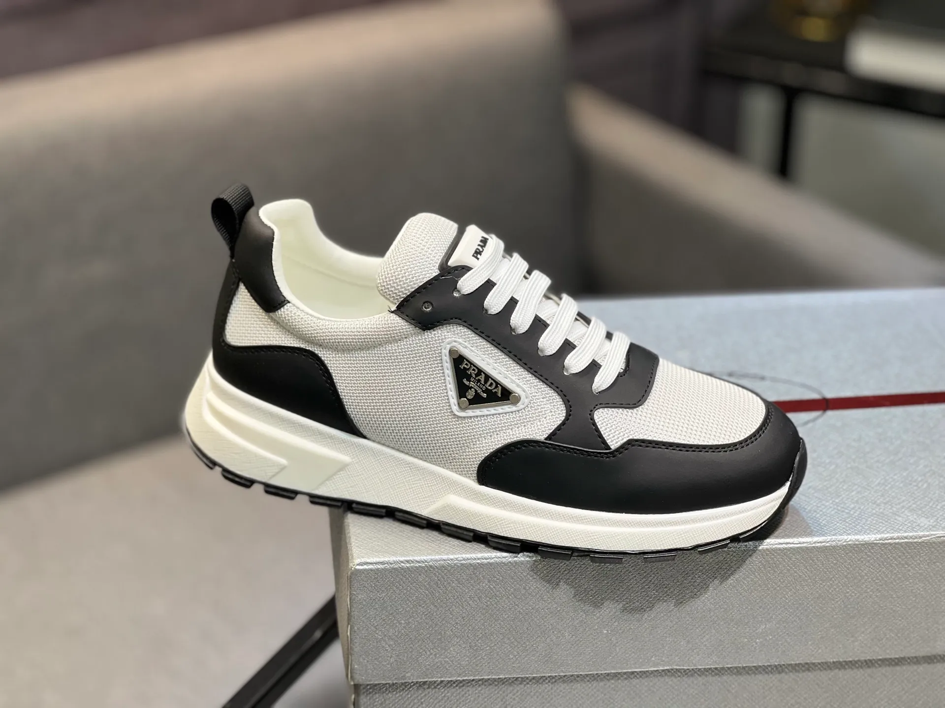 💰¥540 [PRADA] Men’s shoes are popular in the counter, official website synchronization, 1 high-quality shipment ✔️Original cowhide + cowhide lining, 1🆚1 replica, original sole, 38-45 (45 customized, non-refundable)